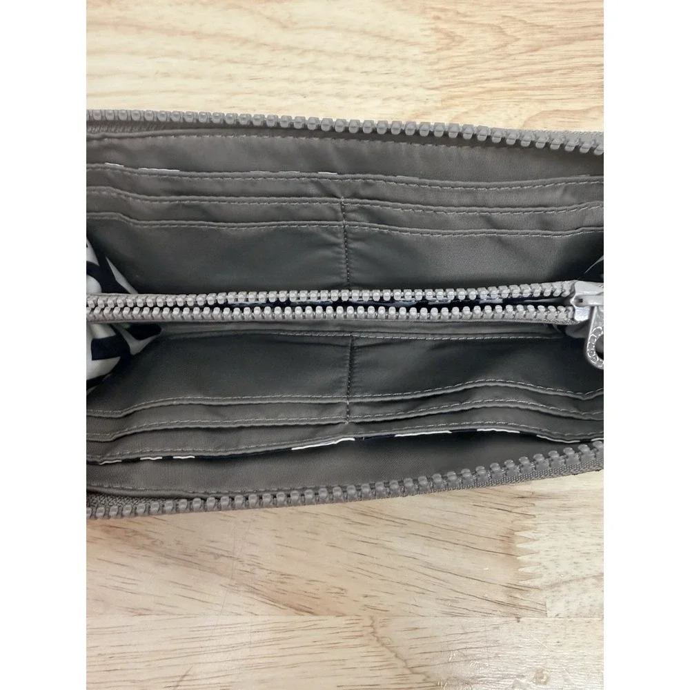 Marc by Marc Jacobs Wallet Standard Supply Zip Around Workwear Taupe #66